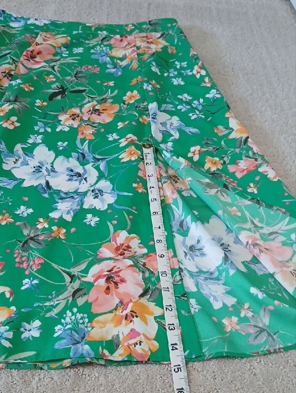 LOFT Floral A-Line Skirt - Picture 9 of 10